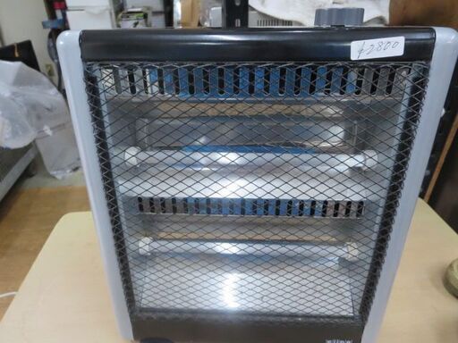 今年は寒い！EUPA 電気ストーブ　ヒーター　100V　800W