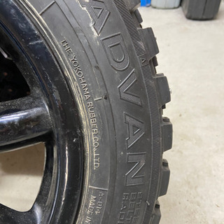スパイクタイヤ フルピン 175\\65r14 アドバン MT14