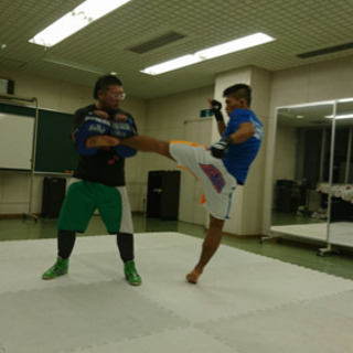 キックボクシング練習仲間募集です。