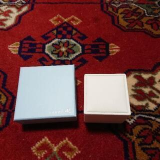 カナル4℃の空箱の画像