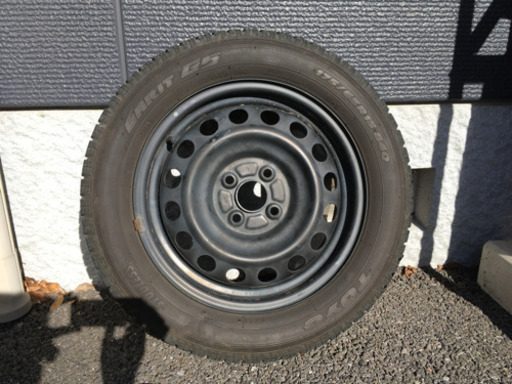 スタッドレスタイヤ　4本セット　トヨタ　カローラ　フィールダー