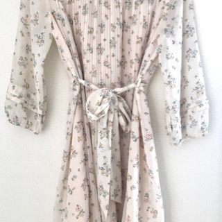 春物　花柄ワンピース　リボン　スカート　フリーサイズ　F