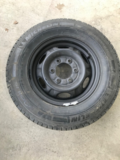 195/80R15LT キャラバンNV350 タイヤホイールセット