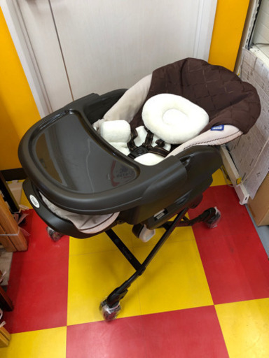 ★ご商談中★ コンビ　combi　ネムリラBEDI Plus　電動ハイローチェア　新生児～４歳頃