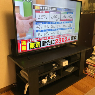 液晶テレビ（テレビ台付き）