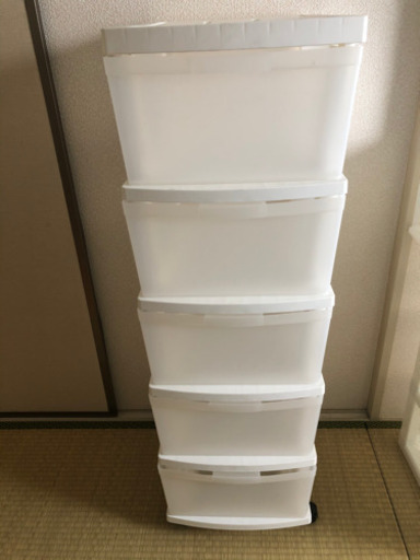 値段下げました。1年内ぐらい使用してます。
