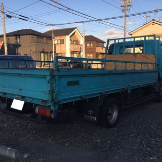 【コミコミ価格♪】トヨタ ダイナトラック 平ボディ AT車 三方開 ダブルタイヤ(1071) の画像