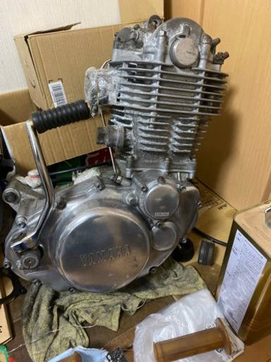 ヤマハ　1jrSR400パーツ一台分あります。