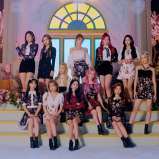 kpopダンスサークル初期メンバー/西武池袋沿線
