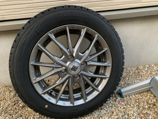 スタッドレス売ります