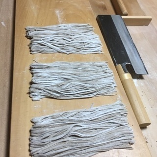 田舎でそば打ち体験、こじんまりと楽しく！の画像