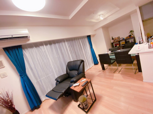 ‼️1人用リクライニングソファー値下げ‼️3日以内に取りに来られる方3000引きします。