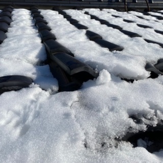 屋根の雪降ろし