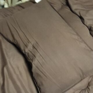 敷き布団＋まくらの画像