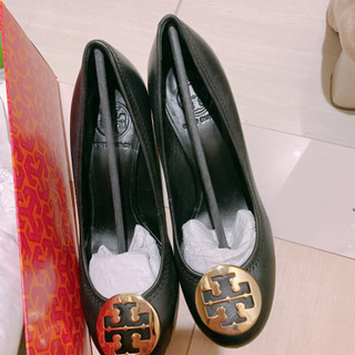 トリーバーチ パンプス