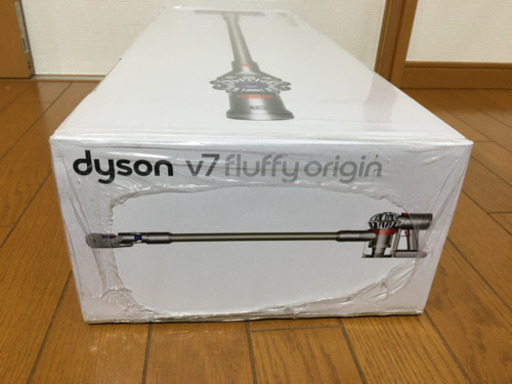 新品　未使用　コードレス掃除機　ダイソン dyson V7 fluffy SV11 T1