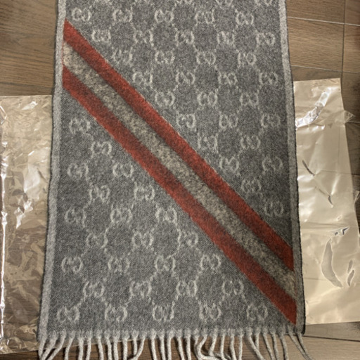 正規品)GUCCI マフラー クリーニング済み