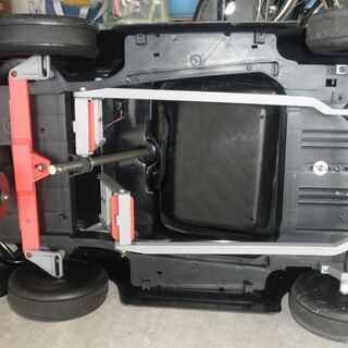 押手付きペダルカーの画像