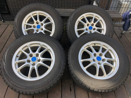 アルファード　スタッドレスタイヤ　ブリヂストン