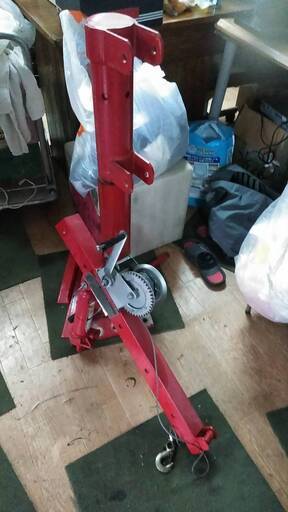 クレーン売ります　　１万５千円　手動式