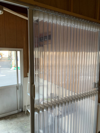 アコーディオンカーテン