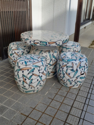 【希少】陶器 ガーデンテーブル 5点セット(テーブル1点 チェア4点) USED 【引取限定】