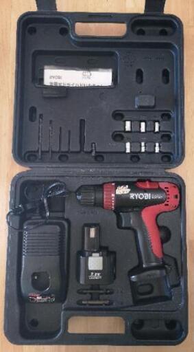 【取引中】RYOBI　充電式ドライバドリル