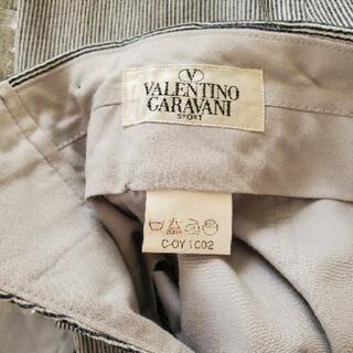 ⭐VALENTINOGARAVANIスラックス⭐の画像
