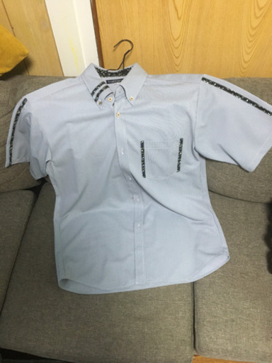 かりゆしウェア　新品未使用と中古品