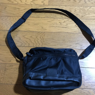 【男女兼用】kinski ショルダーバッグ　ブラック