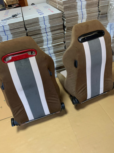 引き取り　引き取り　売り手決まりそうです！sr3 RECARO チップとデールカラー　張り替え　レカロ