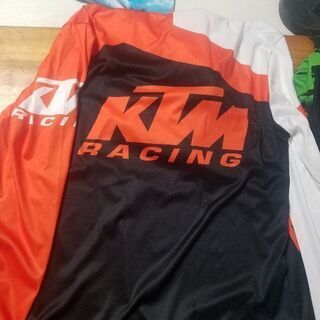 Ktmパーカー値下げの画像