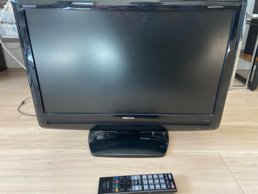 テレビ　22型　東芝REGZA