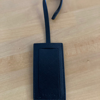 プラダ　ネームタグ　あげます。の画像