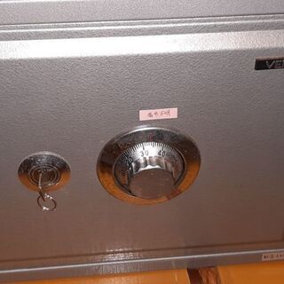 金庫、無料でお譲りします。