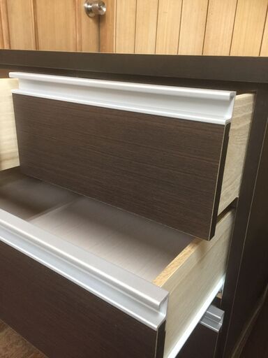 引取希望　新品　訳あり　クローゼットチェスト　隙間収納　クローゼット収納　たんす