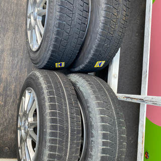 ヴィッツにて使用してました　ブリヂストン　スタッドレス165/70R14