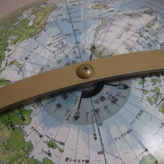 【高級】地球儀　球の直径32cm、字が読みやすく正確、学習用にぴったりの画像