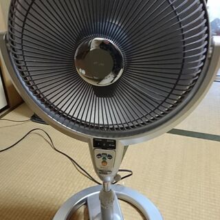 ハロゲンヒーター差し上げます