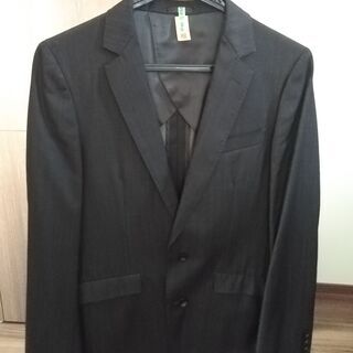 SUIT SELECTメンズスーツ（３ピース）の画像