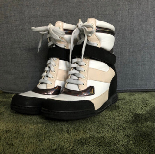 Marc by Marc Jacobs ハイトップウェッジスニーカー