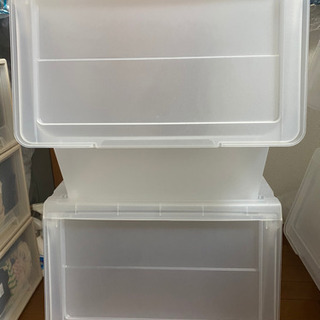2コセット！軽い収納ケース、たっぷり入ります。