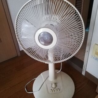 ☆扇風機 ホワイト☆100円☆