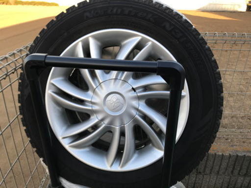 スタッドレスタイヤ　185/65/R15  ホイールセット