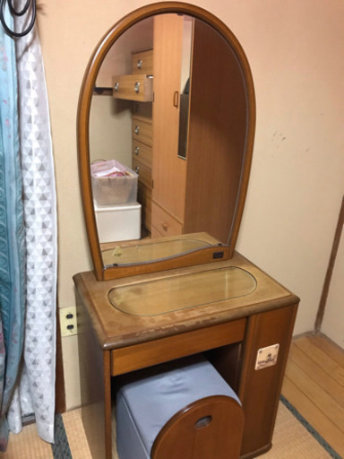 化粧台　木製　椅子付き
