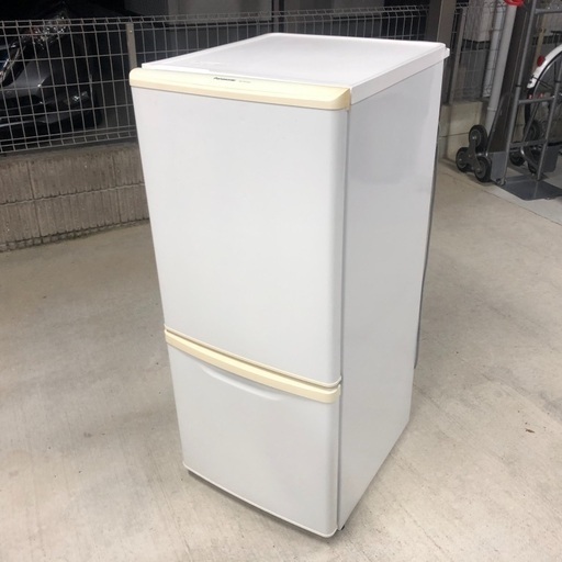2011年製 Panasonic ノンフロン冷凍冷蔵庫「NR-TB144W-HG」138L