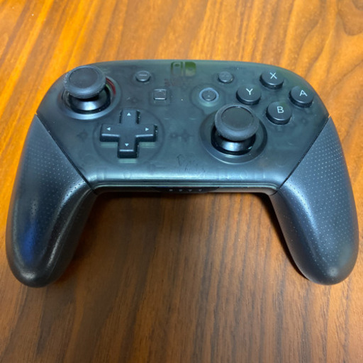 中古▶︎ニンテンドー　Switch コントローラー