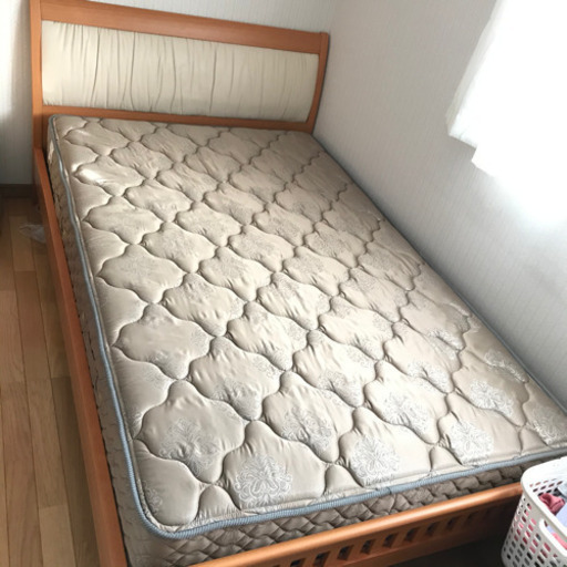 美品 フランスベッド セミダブルサイズ マットレス+ニトリ フレーム 千葉県市原