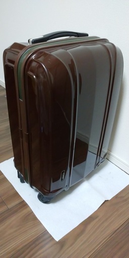 Cirrus サーラス プラスワン PLUS ONE 軽量スーツケース 39L 2.4kg 機内持込可