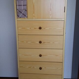 古い物ですが、十分使用出来ます。大きい車でないと乗りません。